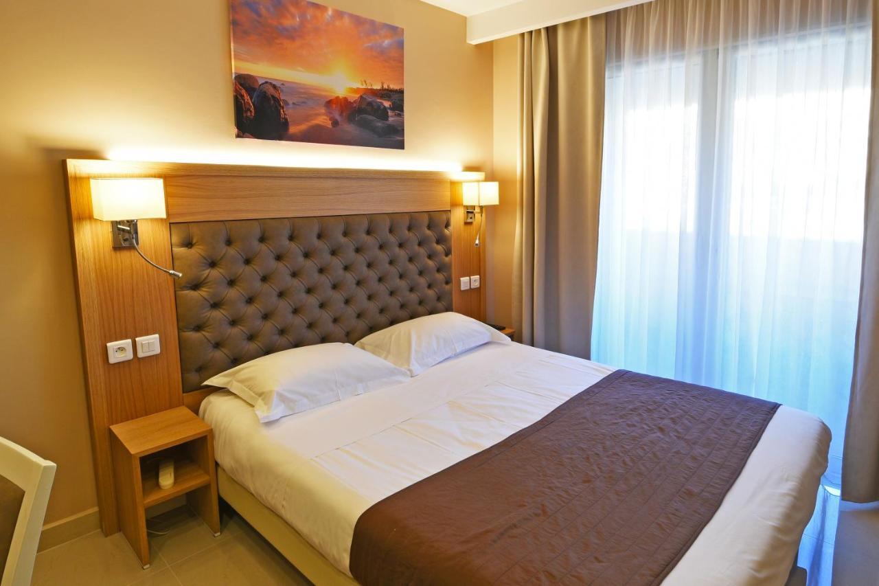 Hotel Tettola แซ็งต์-โฟลร็องต์ ภายนอก รูปภาพ