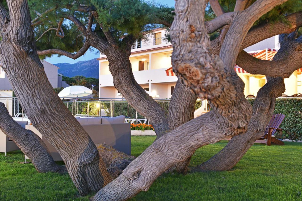 Hotel Tettola แซ็งต์-โฟลร็องต์ ภายนอก รูปภาพ