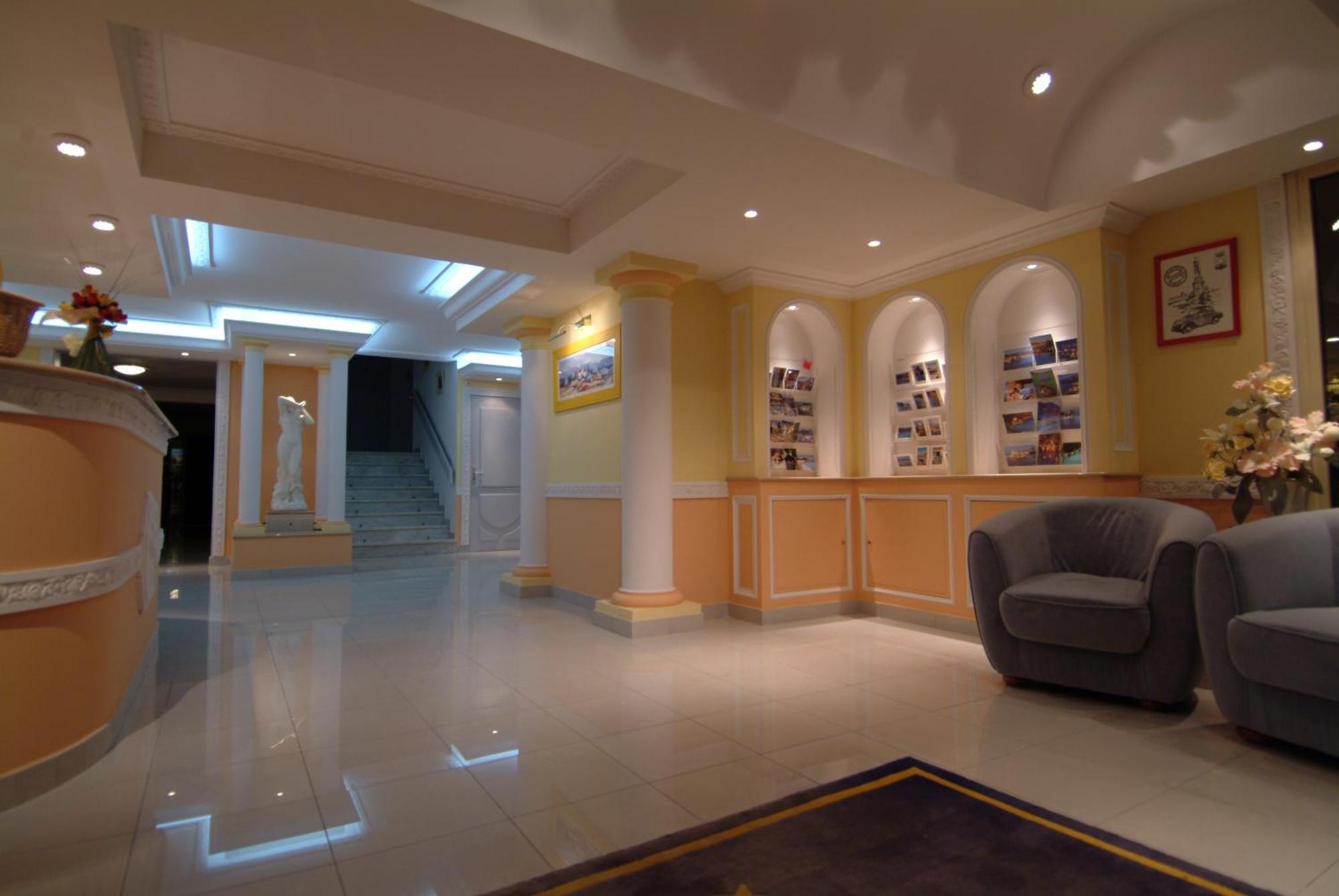 Hotel Tettola แซ็งต์-โฟลร็องต์ ภายนอก รูปภาพ